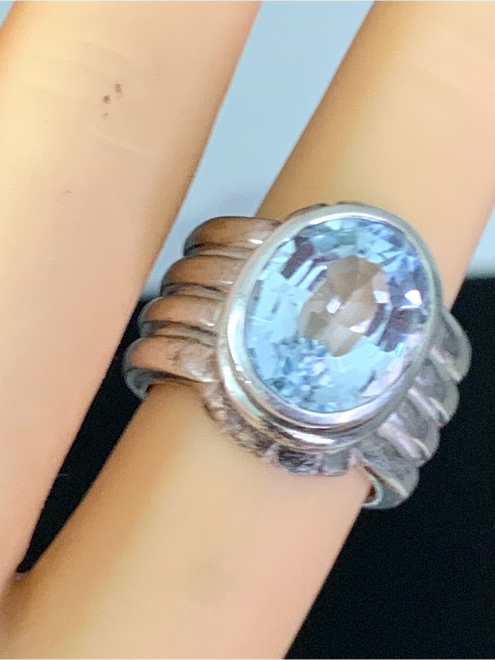 VTG Silpada Heavy 925 Sterling Silver Sky Blue Topaz Statement Ring  20g